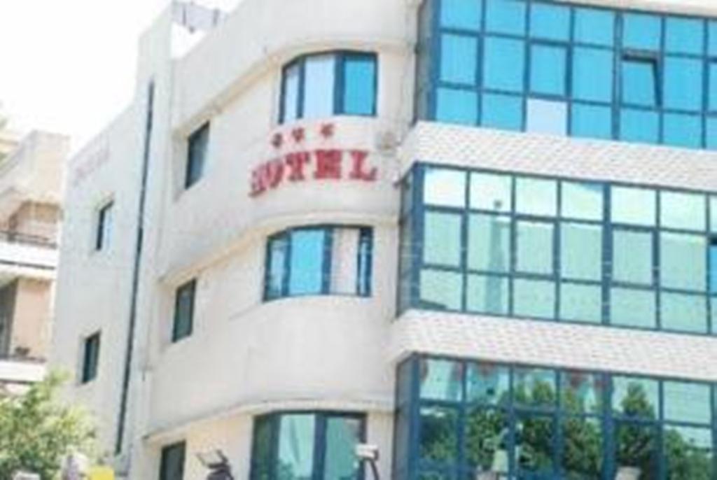 Ophir Hotel Tel Aviv Exterior photo